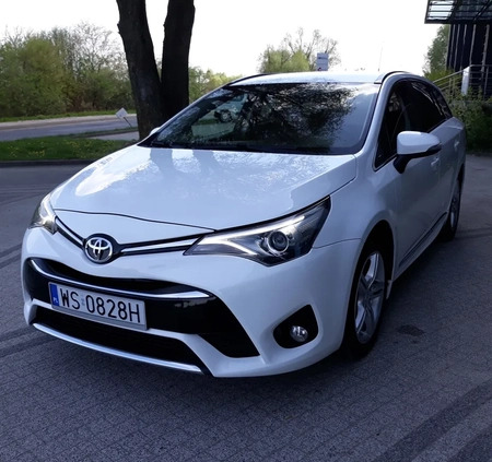 Toyota Avensis cena 72000 przebieg: 91000, rok produkcji 2017 z Siedlce małe 121